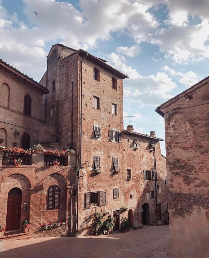 Antica Torre Del Borgo Bed & Breakfast Certaldo Eksteriør bilde