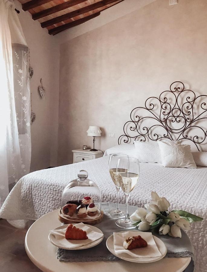 Antica Torre Del Borgo Bed & Breakfast Certaldo Eksteriør bilde