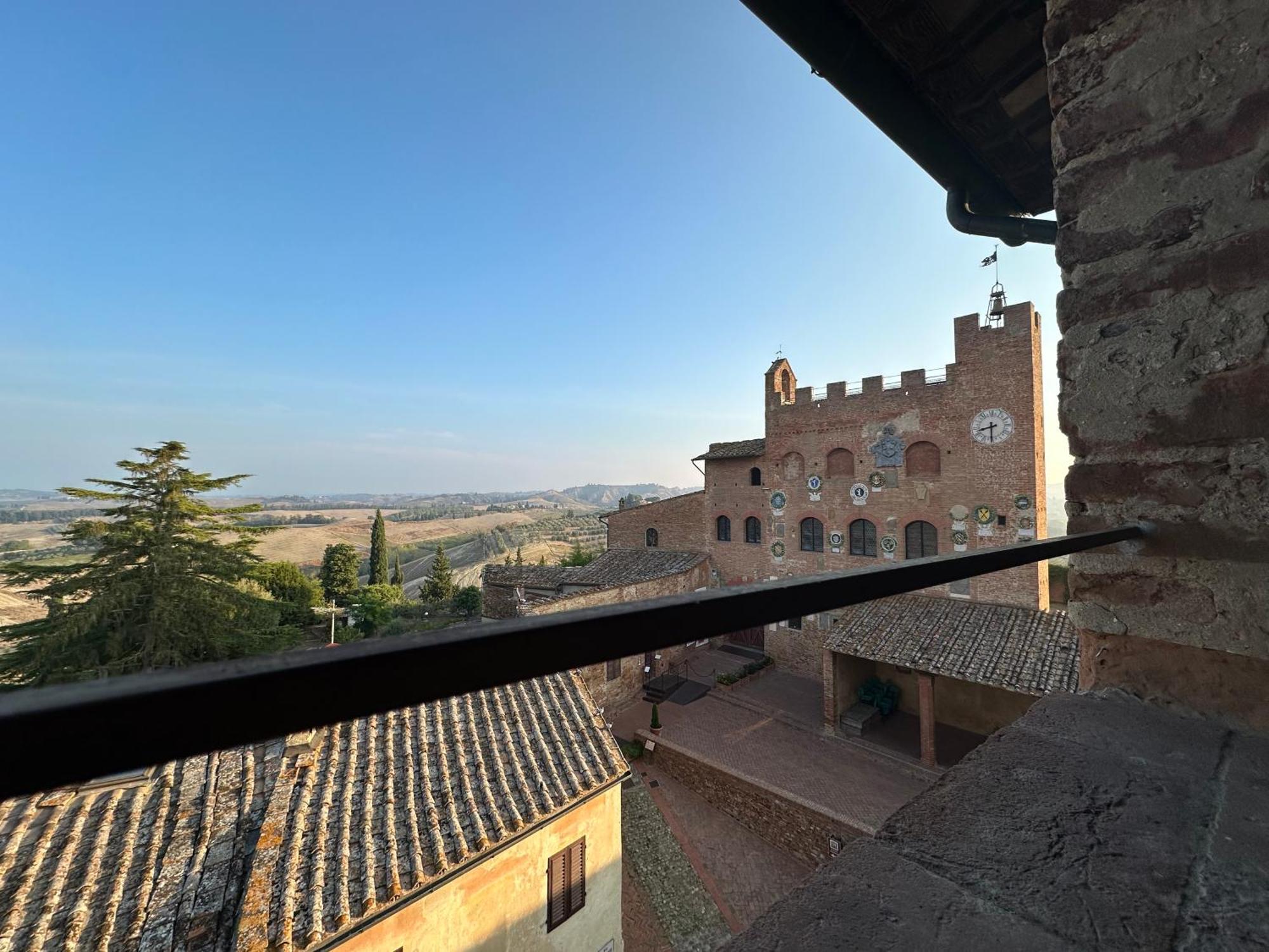 Antica Torre Del Borgo Bed & Breakfast Certaldo Eksteriør bilde
